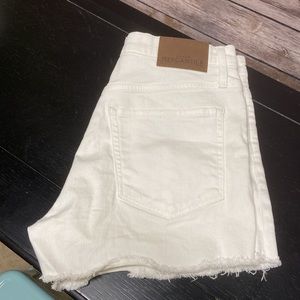 J.Crew Mercantile White Stretch Twill 5 pocket Cut-off Shorts